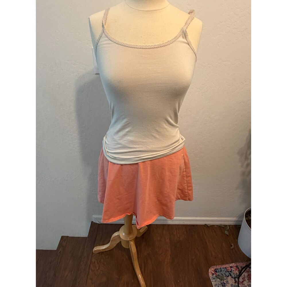 Forever 21 Coral Mini Skirt – Size Medium